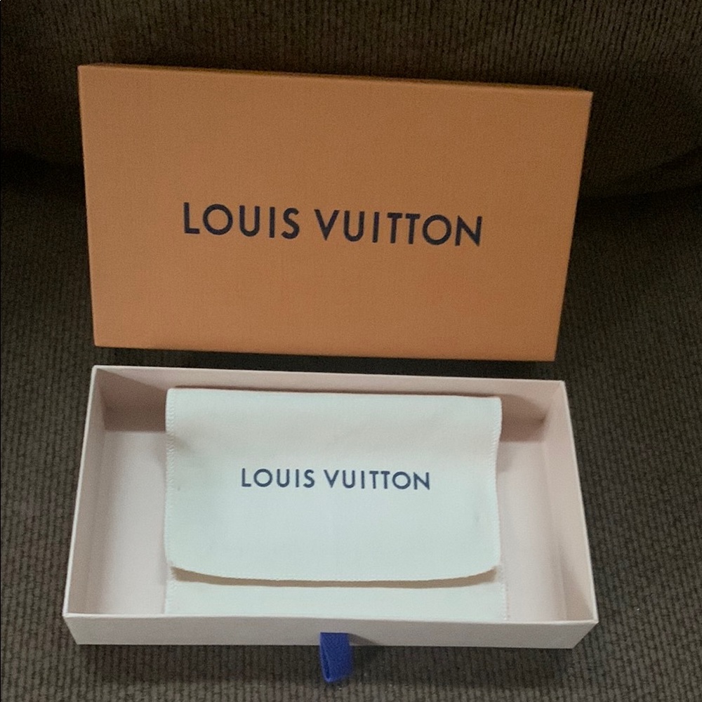 Louis Vuitton Box and Dust Bag Set NEW